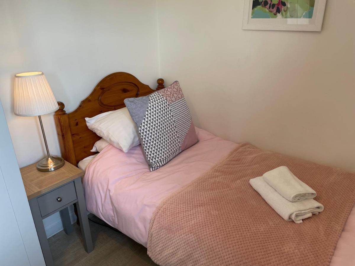 Wellsfield Farm Holiday Lodges Stirling Buitenkant foto
