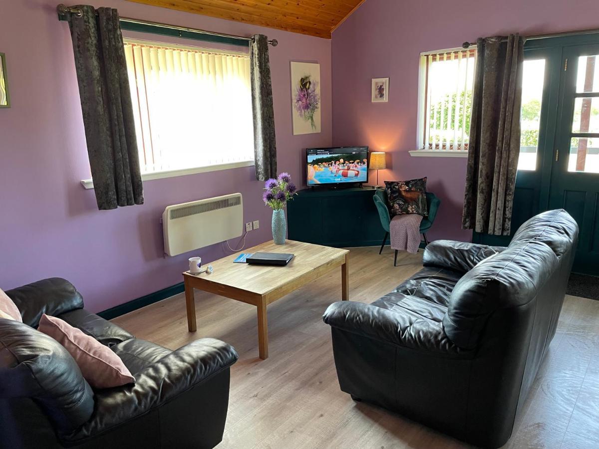 Wellsfield Farm Holiday Lodges Stirling Buitenkant foto