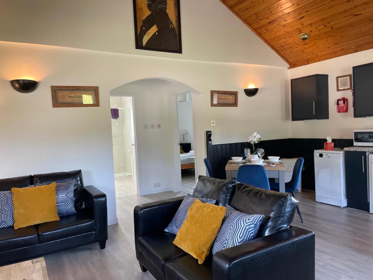 Wellsfield Farm Holiday Lodges Stirling Buitenkant foto