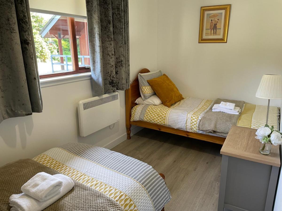 Wellsfield Farm Holiday Lodges Stirling Buitenkant foto