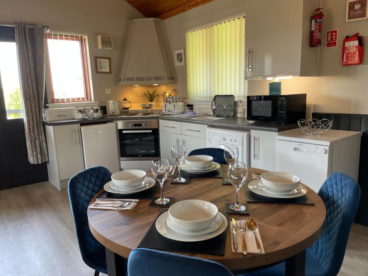 Wellsfield Farm Holiday Lodges Stirling Buitenkant foto
