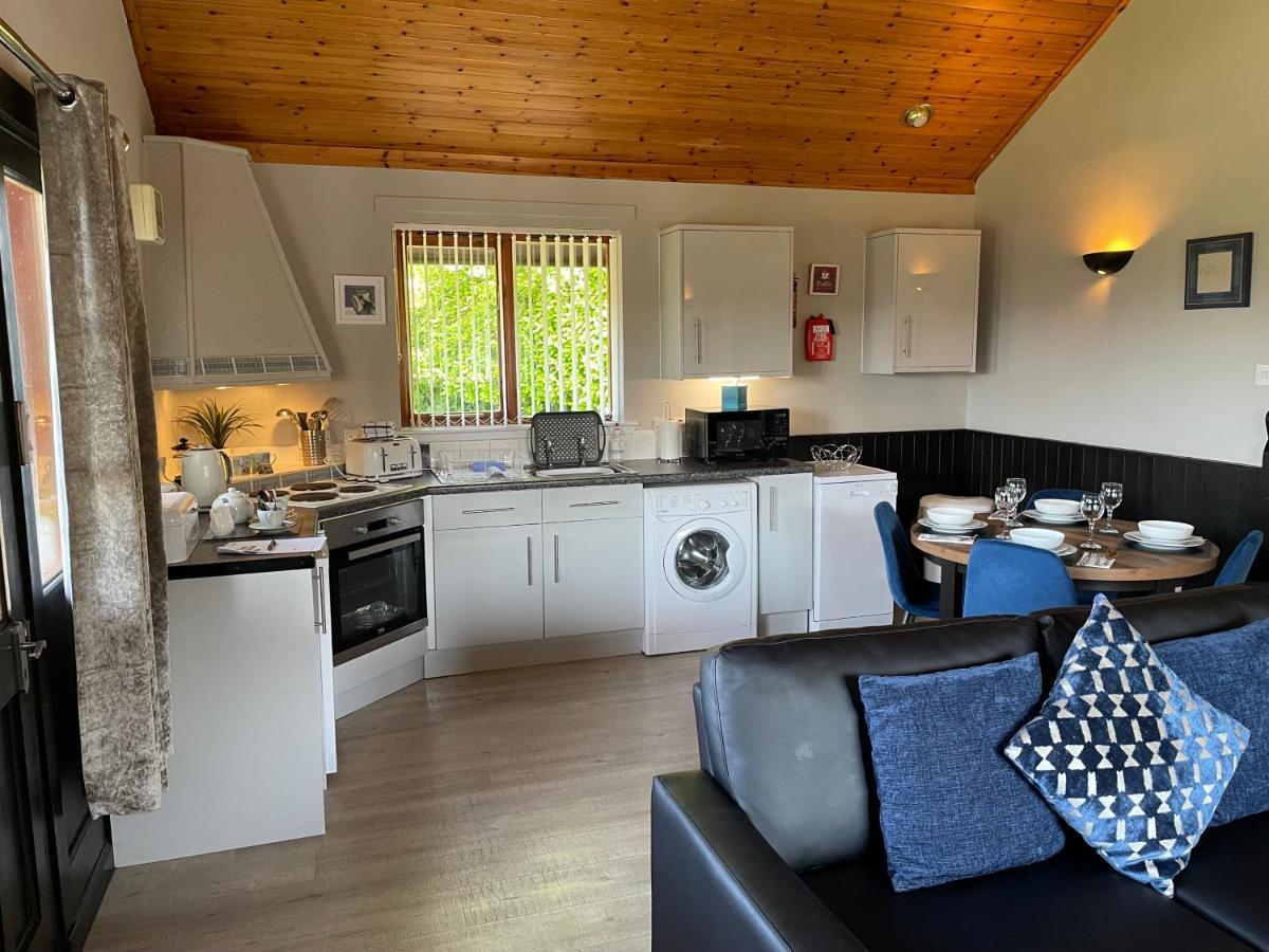 Wellsfield Farm Holiday Lodges Stirling Buitenkant foto