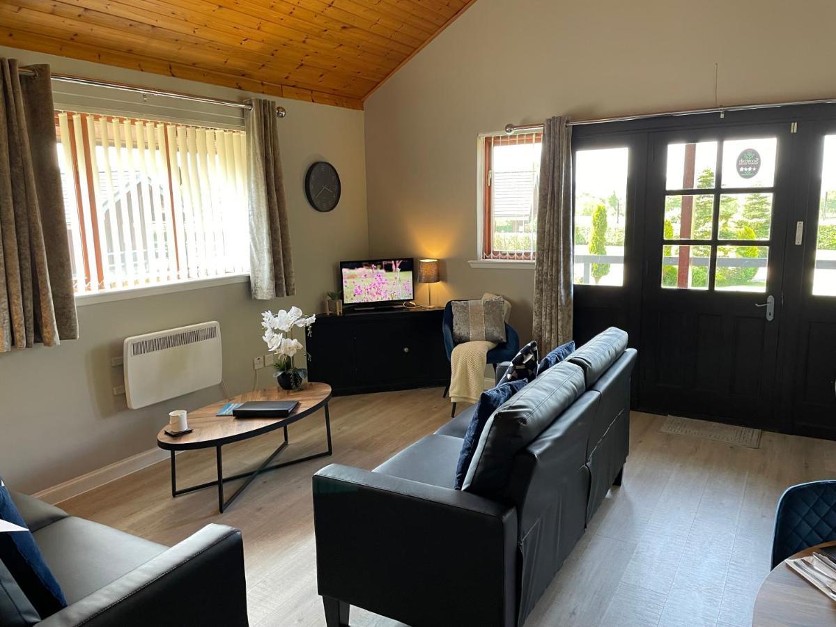 Wellsfield Farm Holiday Lodges Stirling Buitenkant foto