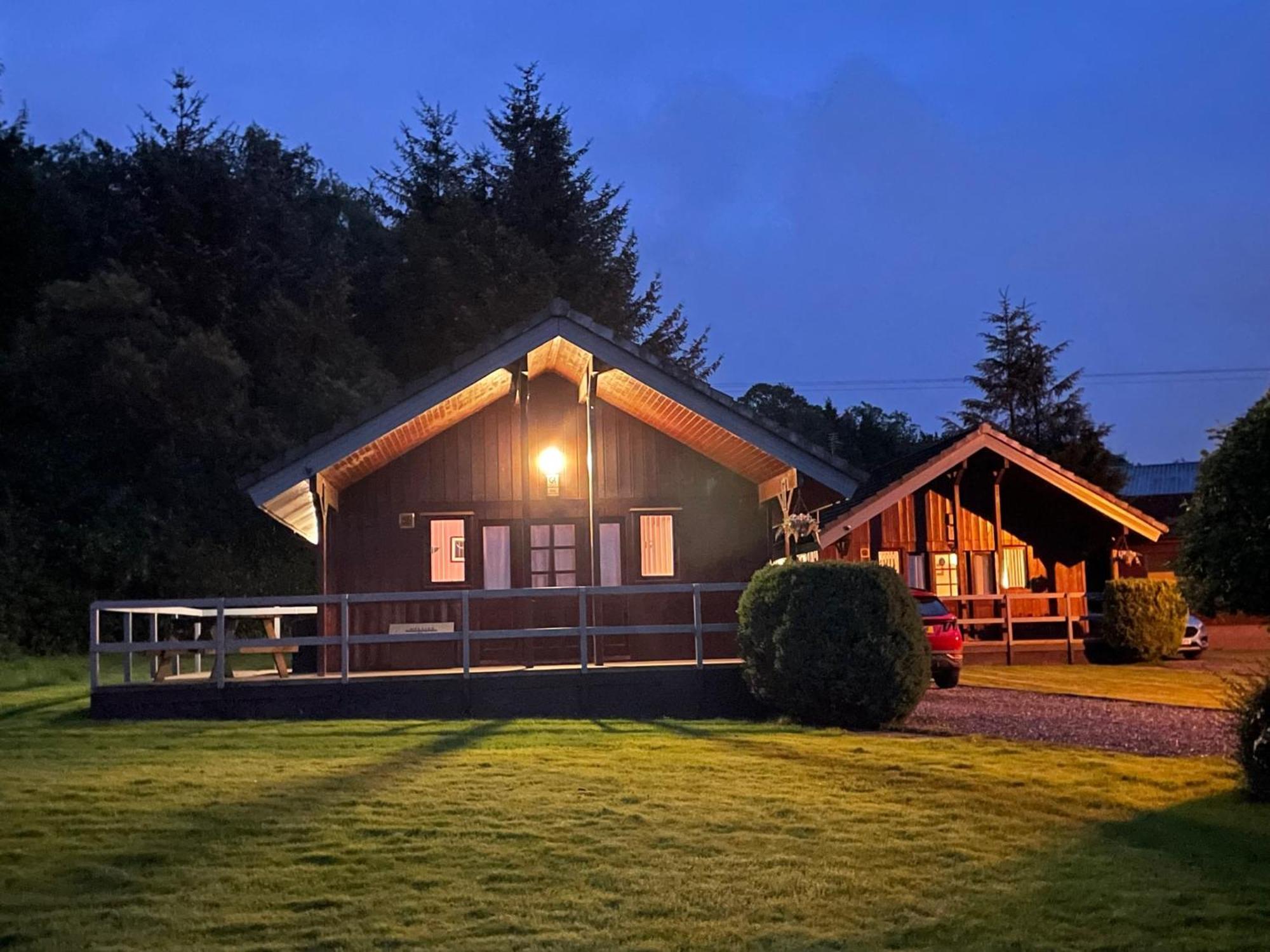 Wellsfield Farm Holiday Lodges Stirling Buitenkant foto
