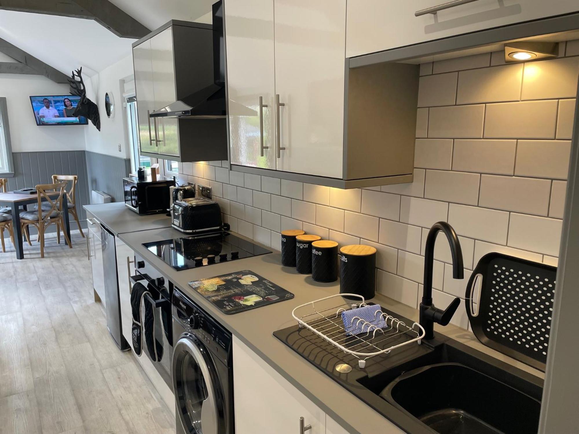 Wellsfield Farm Holiday Lodges Stirling Buitenkant foto